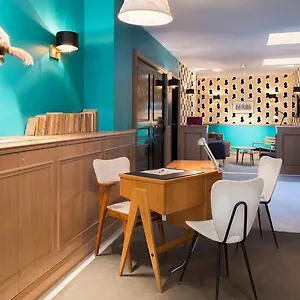 Marceau Helzear Champs Elysees Hotel Paris