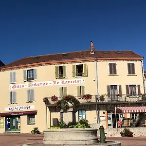 Le Lancelot Bed & Breakfast Ambierle
